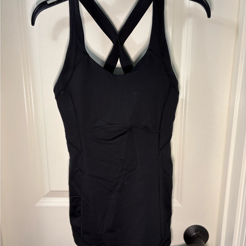 Lululemon Black Cross-Back Athletic Tank Top